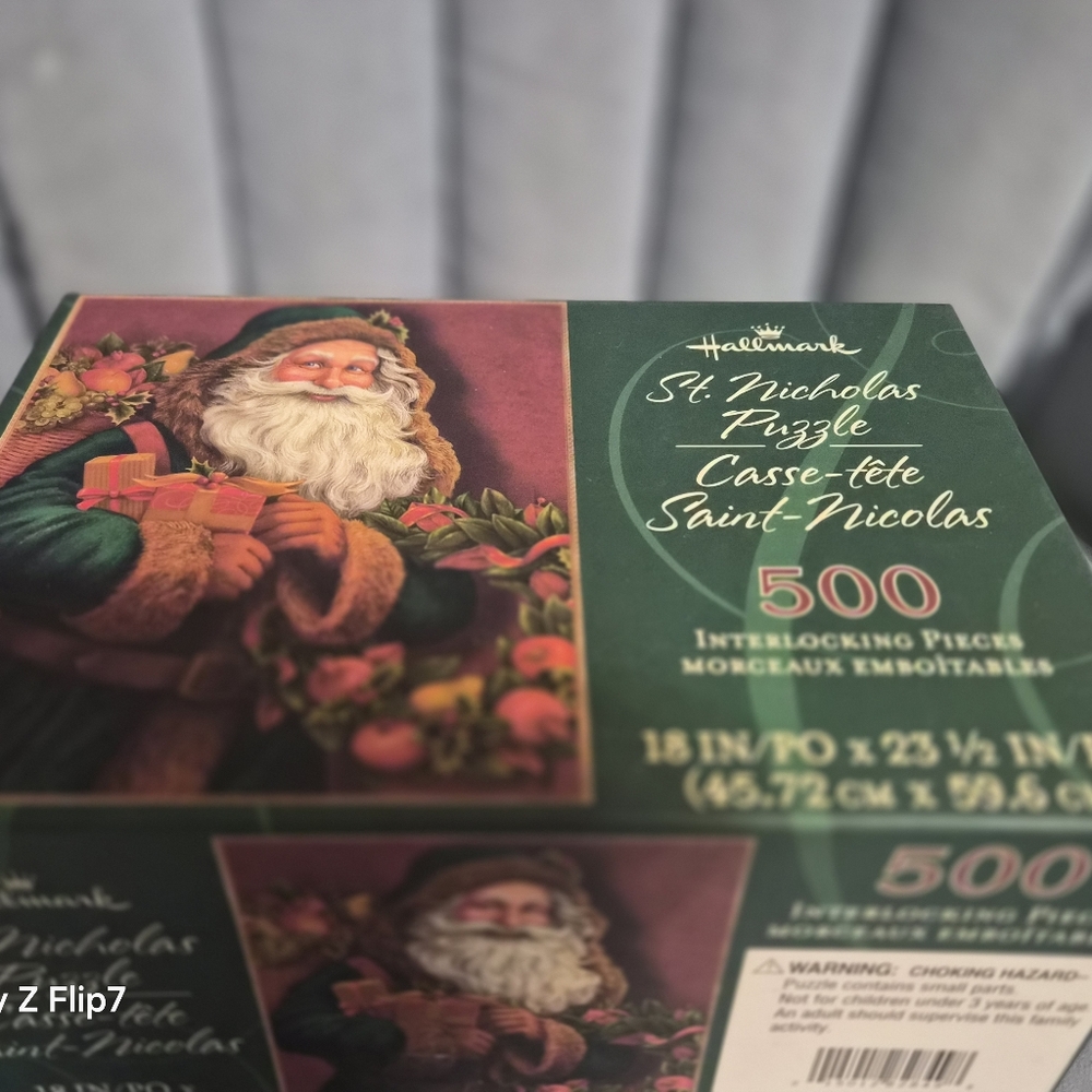 Hallmark St. Nicholas Puzzle - Green and Red Holiday Puzzle Vintage